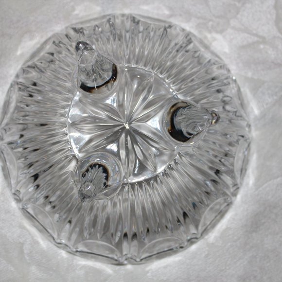 Exquisite Crystal Candy Dish | Vintage Footed Dish with Finial - Picture 8 of 8